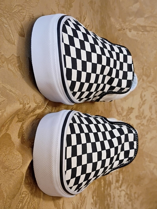 VANS Checkerboard Slip-On Loafers - Black & White Men\'s 12.0 Women\'s 13.5 main image 4